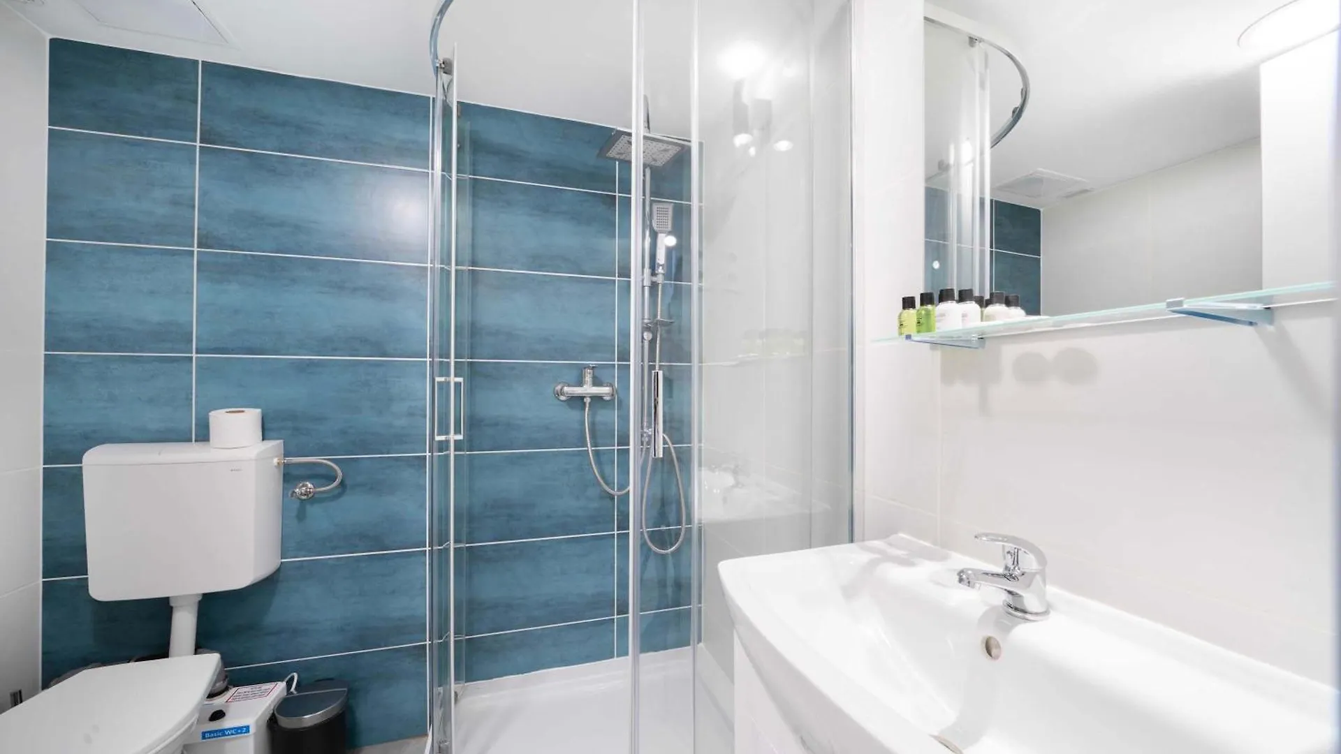 Whistle & Bloom 2 Bedroom Apartment S13 Budapeszt