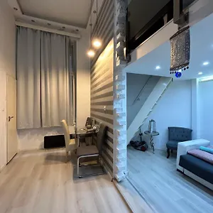  Apartmán Roland Downtown - Akacfa